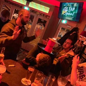 Caf&eacute; Laurel &amp; Hardy image 2