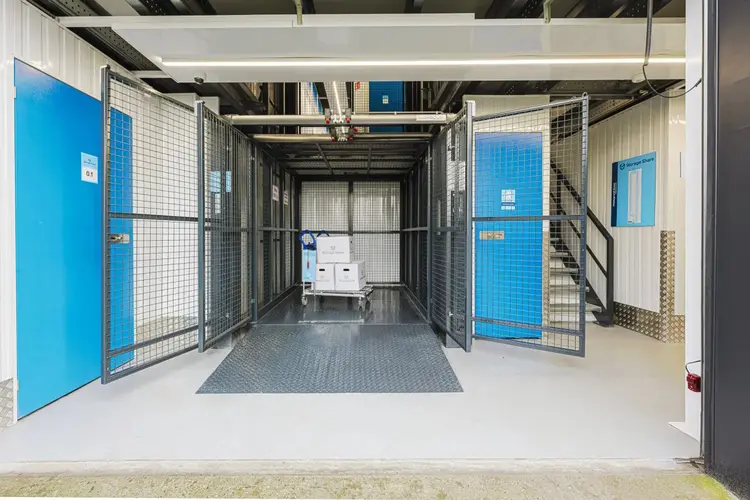 Soest kiest voor overzicht: steeds meer inwoners bewaren spullen buiten de deur
